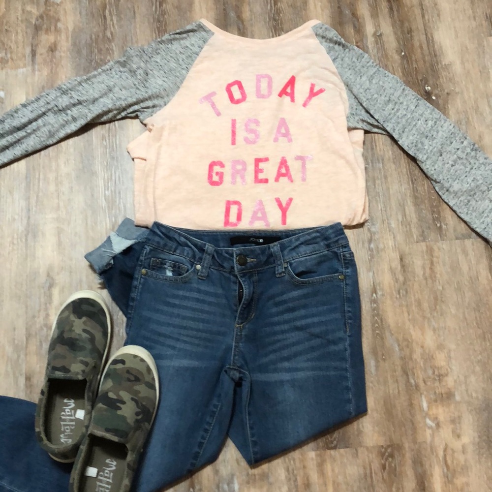 Super cute base ball tee